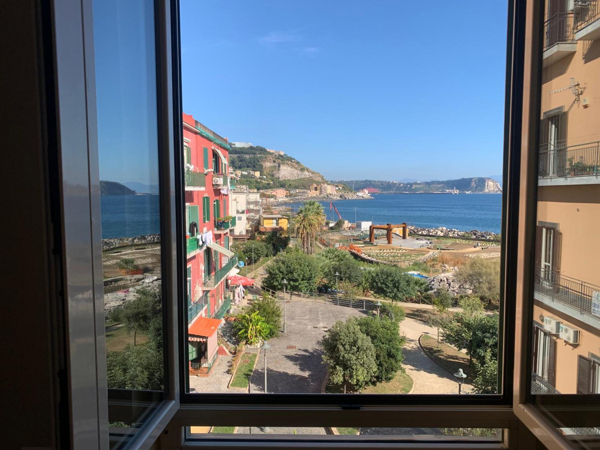 Bed and Breakfast Artis Mare Pozzuoli Exterior foto